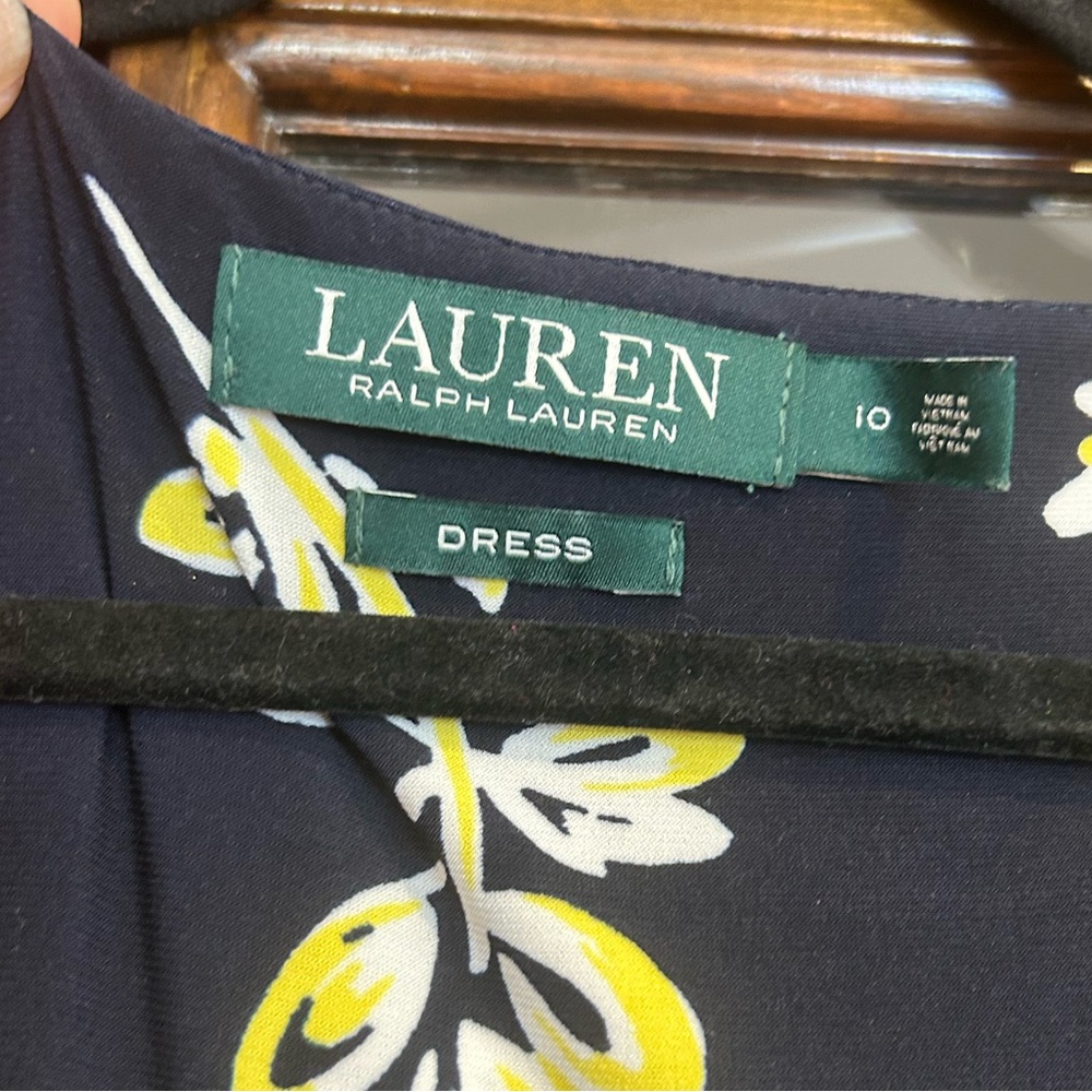 LAUREN RALPH LAUREN Tiered Blue Dress Size 16 Floral Cap Sleeve Stretch - Picture 3 of 10